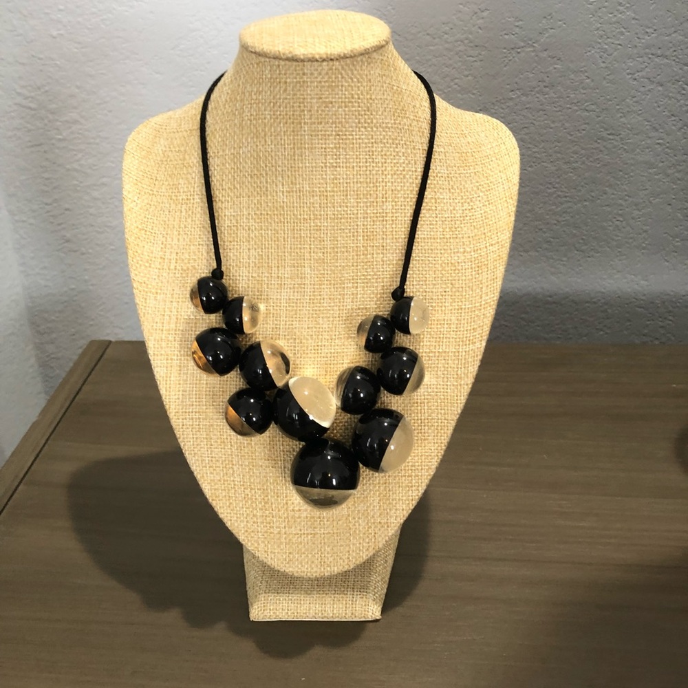 Zsiska cats eye necklace